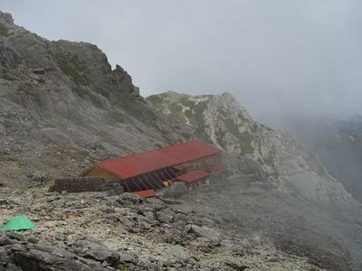 槍ヶ岳山荘へ