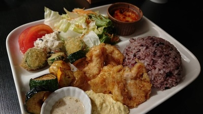 ももっかランチ