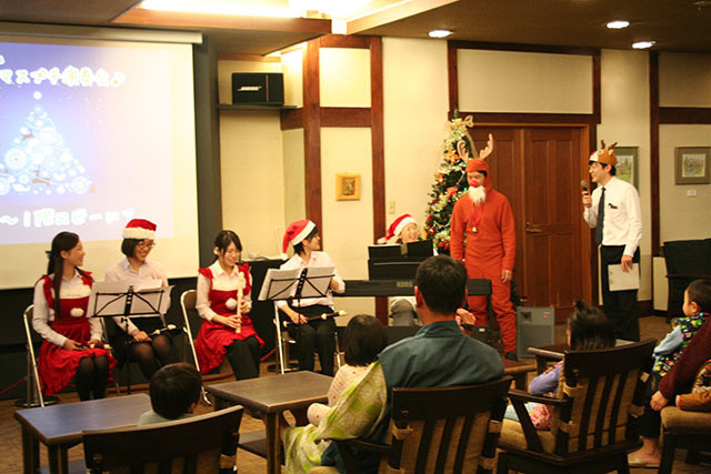 スタッフがクリスマス演奏会をしました 白馬ハイランドホテル スタッフブログ